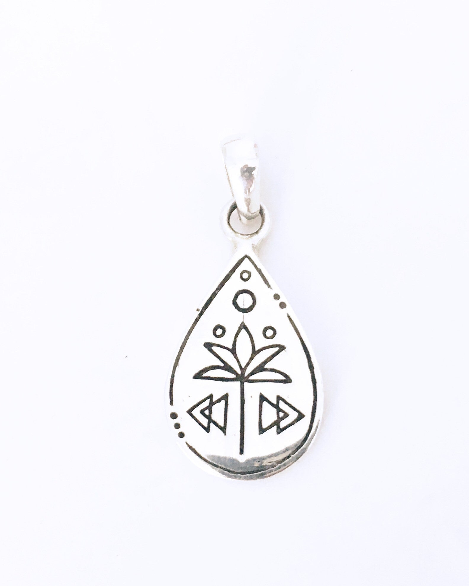 Drops of Paradise Pendant